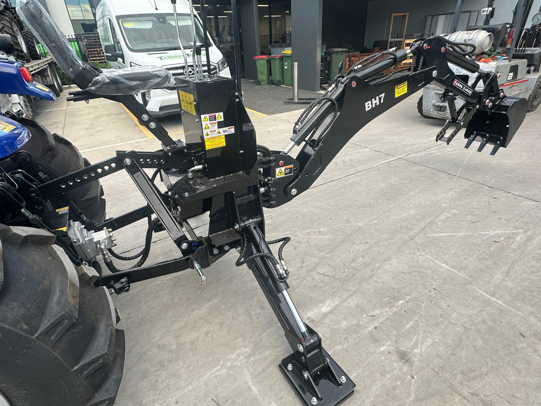 Backhoe BH-7