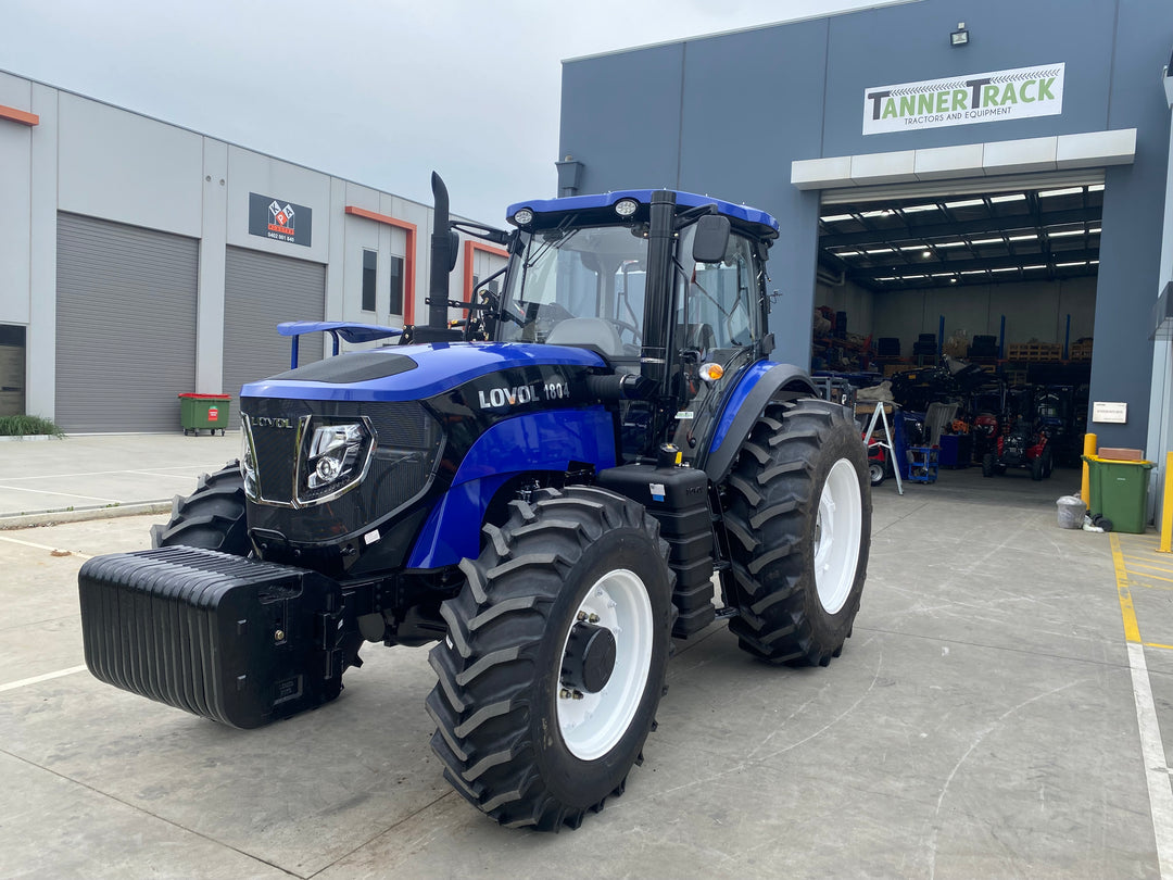 LOVOL M1804 TR, 180hp Cabin Tractor