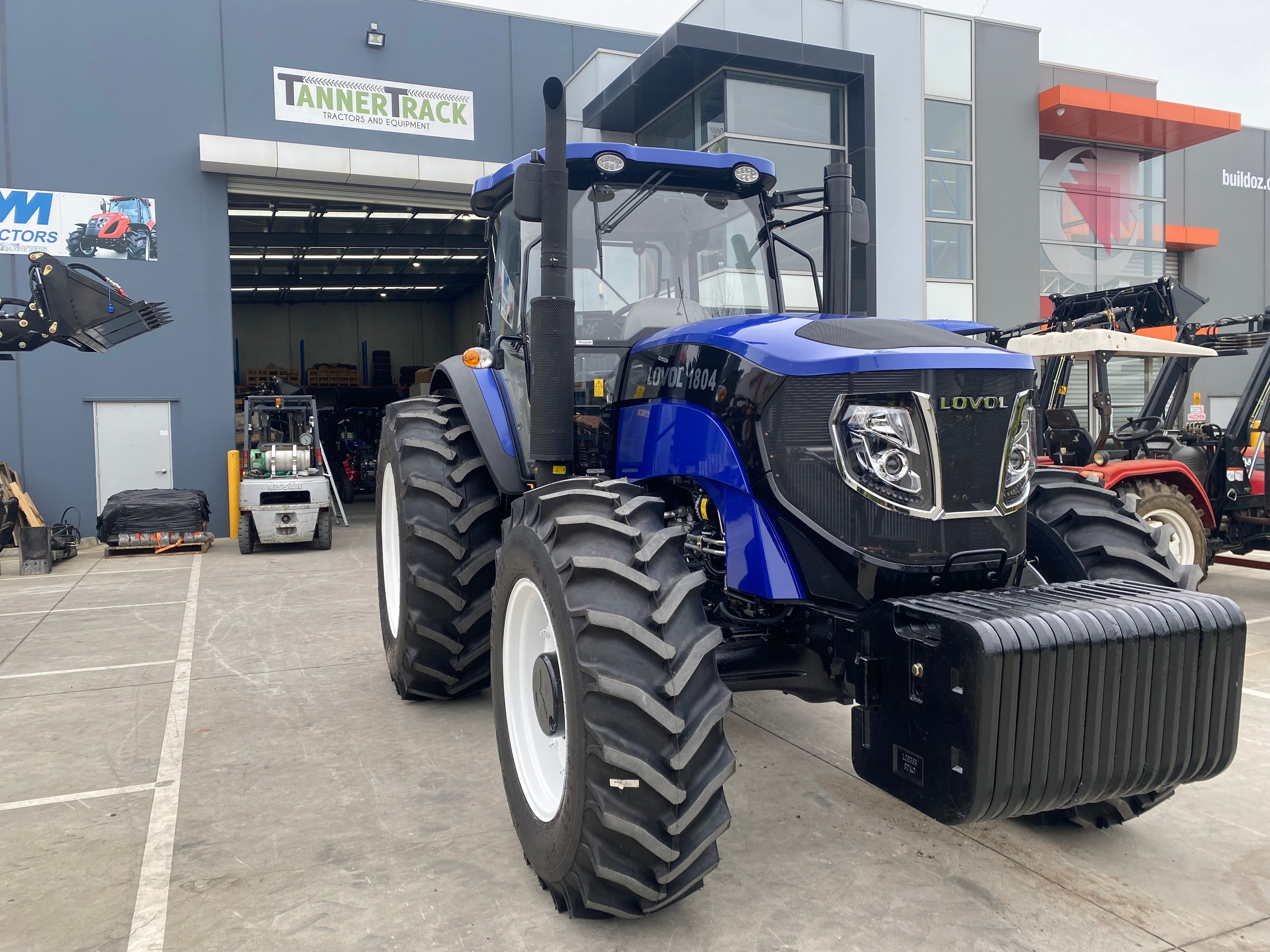 LOVOL M1804, 180hp Cabin Tractor