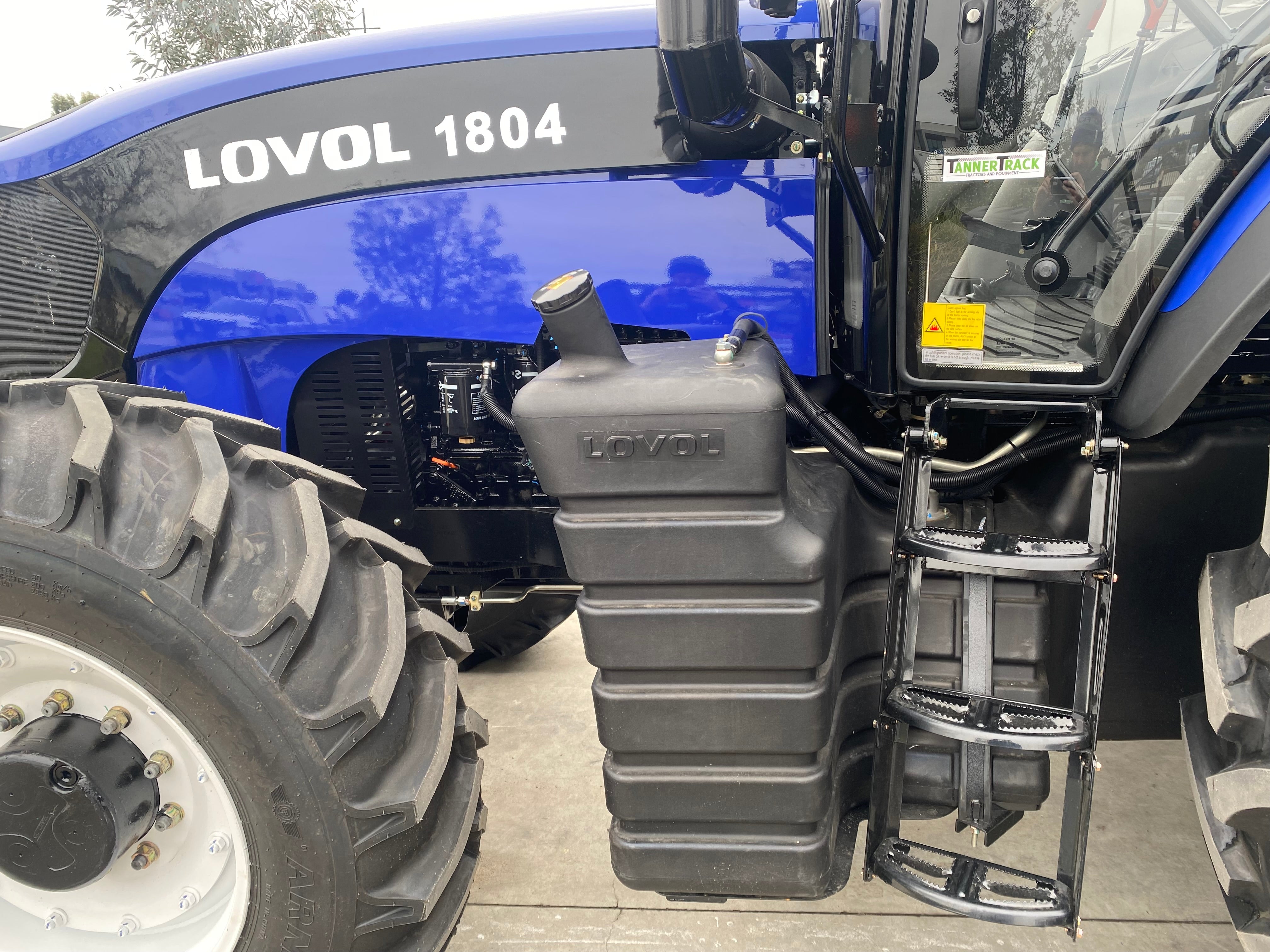 LOVOL M1804, 180hp Cabin Tractor