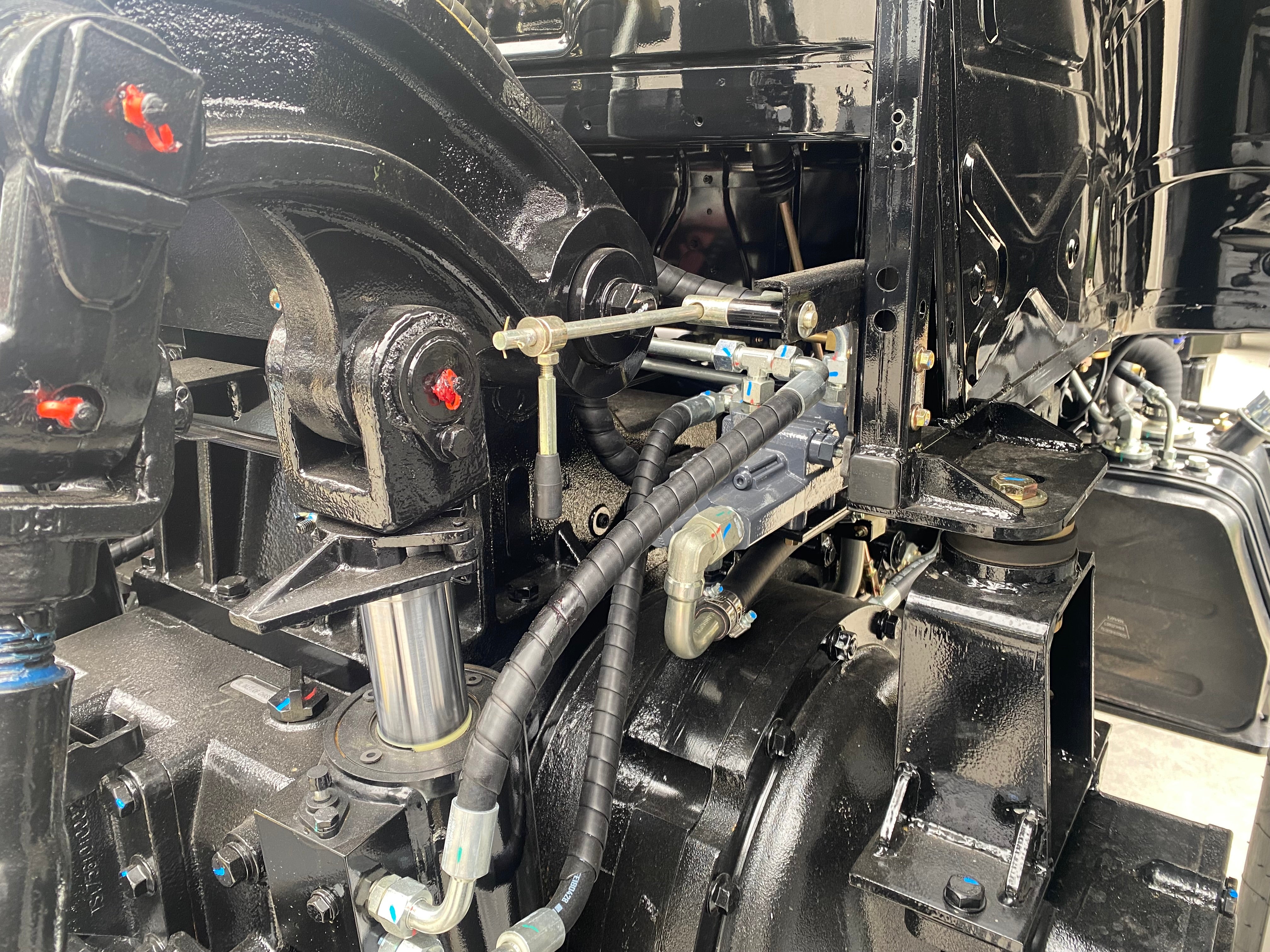 LOVOL M1804, 180hp Cabin Tractor