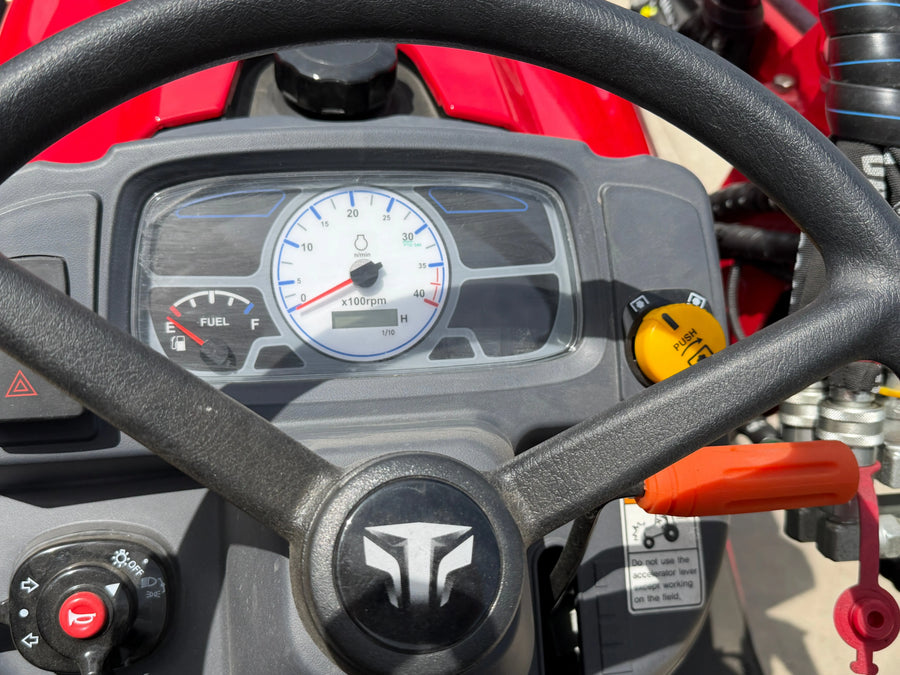 TYM TS25, 25hp Tractor with Front End Loader