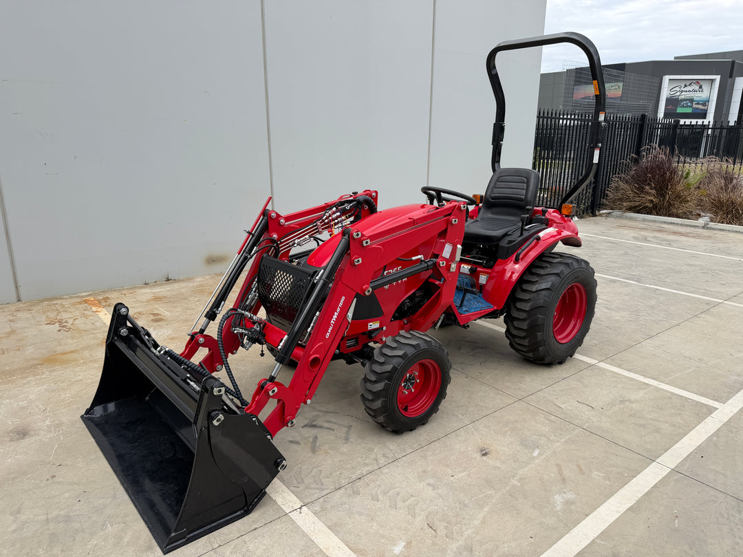 TYM T265, 25hp Tractor with Front end Loader