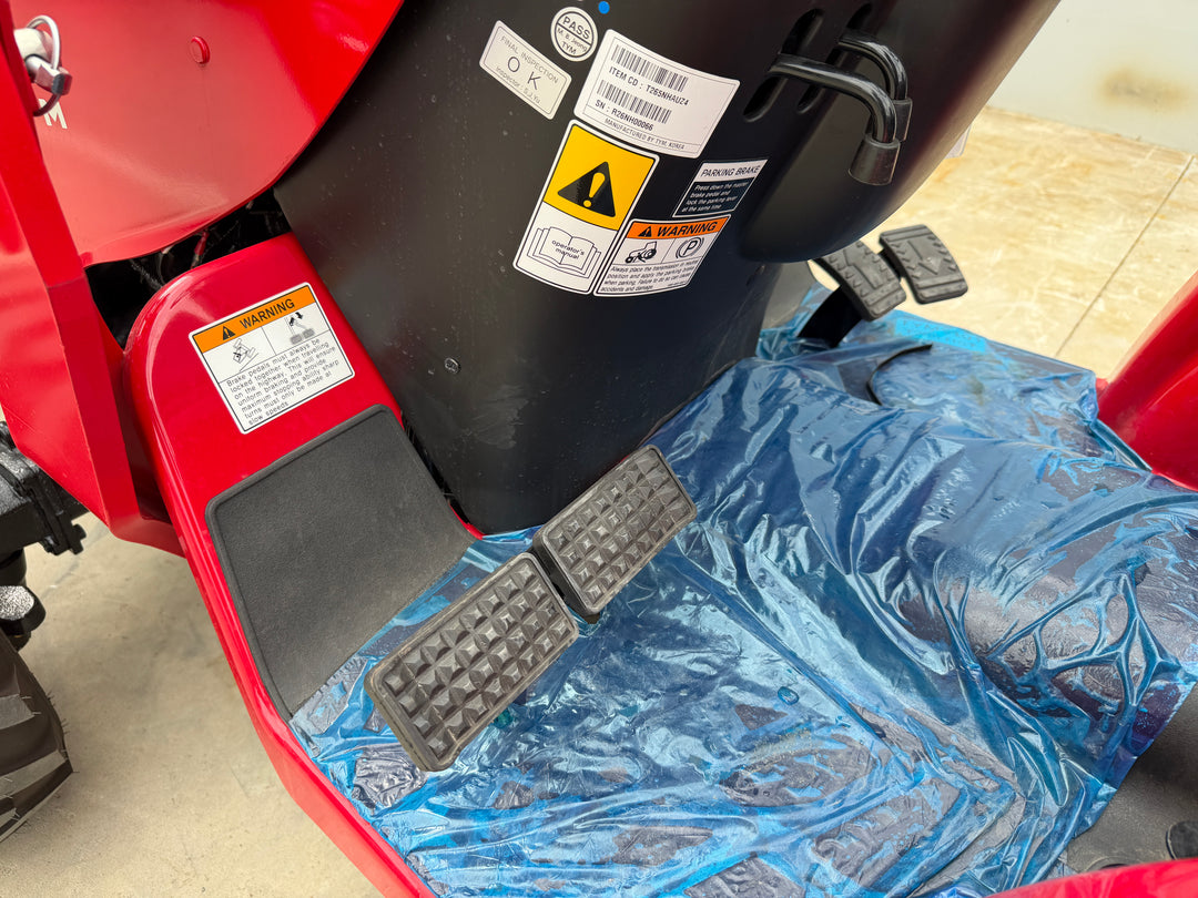 TYM T265, 25hp Tractor with Front end Loader