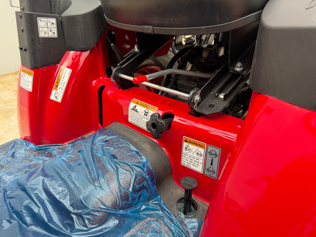 TYM T265, 25hp Tractor with Front end Loader