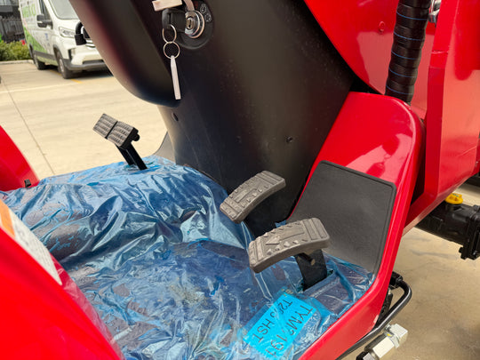 TYM T265, 25hp Tractor with Front end Loader