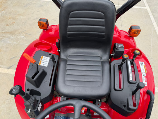 TYM T265, 25hp Tractor with Front end Loader