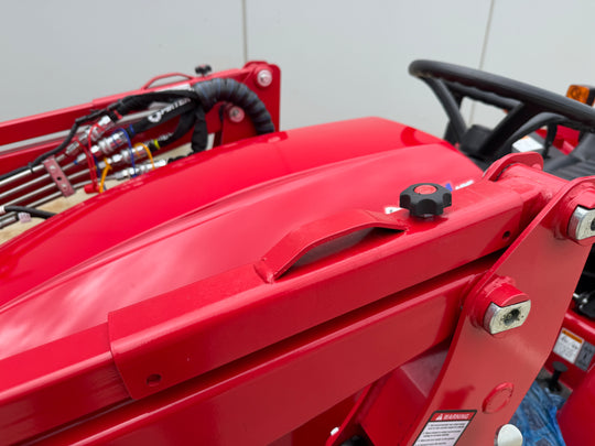 TYM T265, 25hp Tractor with Front end Loader