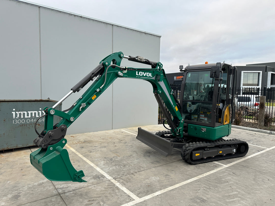 LOVOL FR36F-U 3.6 Tonne Cab Excavator