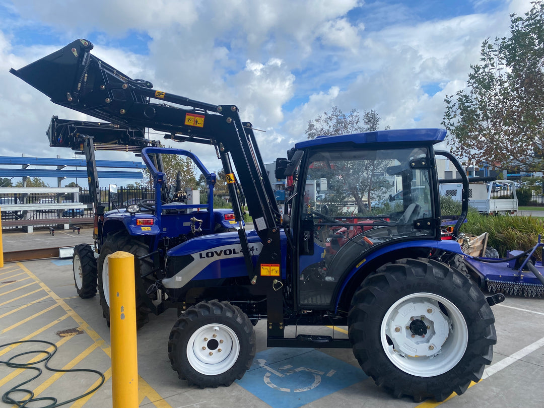 LOVOL M404 TE, 35hp Cabin Tractor with 4in1 Front Loader