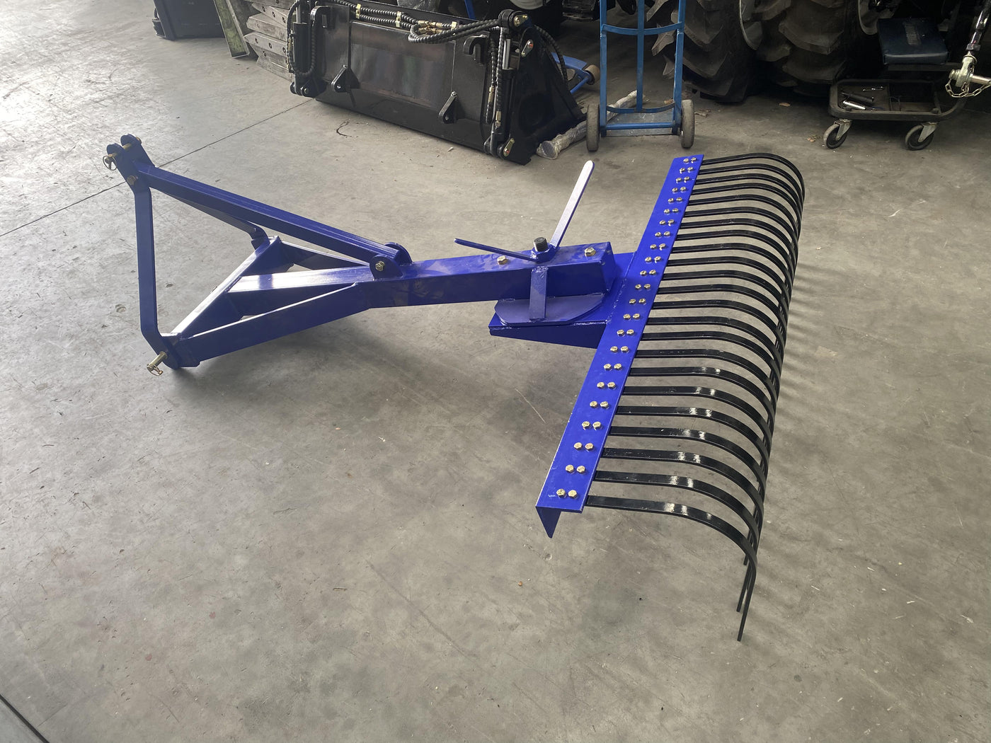 Stick Rake – Tannertrack Pty Ltd