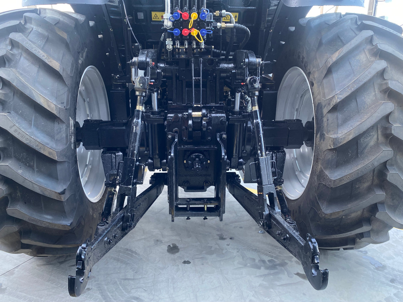 LOVOL M1504, 150hp Cabin Tractor