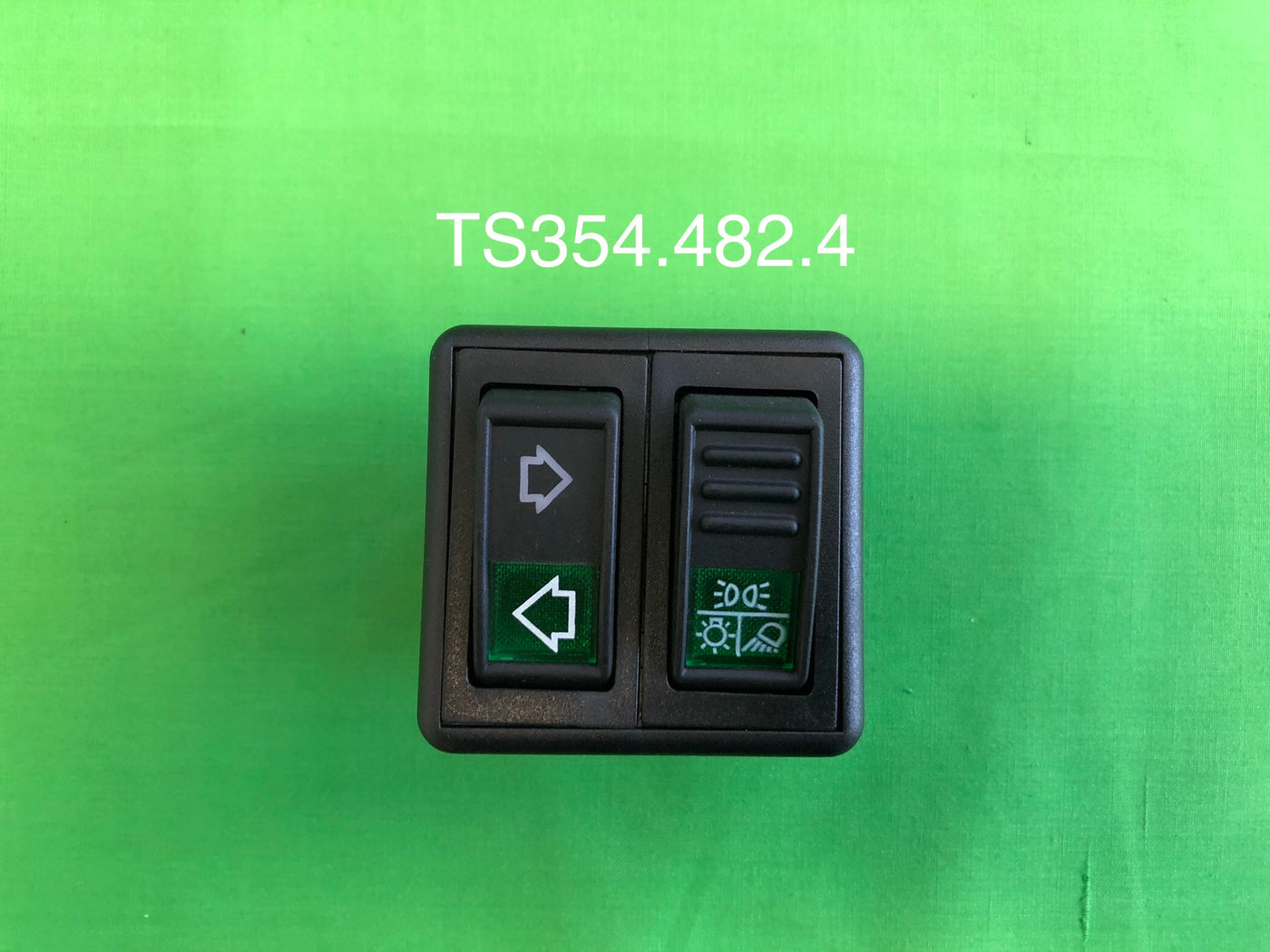 TH354.482.4 Rocker Switch